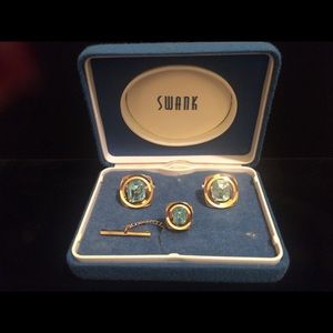 Antique Swank Gold Tone Cufflinks And Tie Pin Set